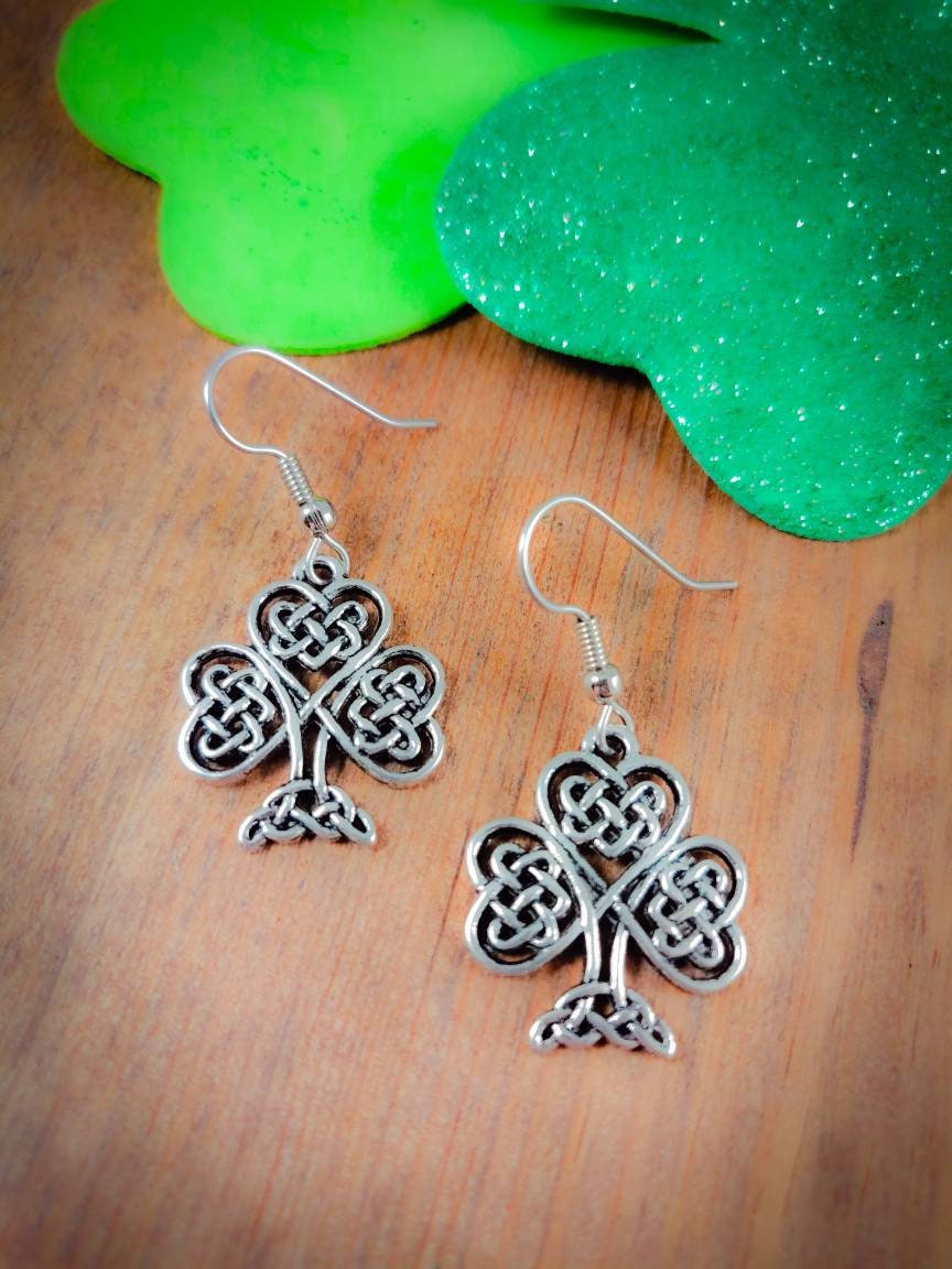 Shamrock Earrings, St. Patrick's Day Earrings, Celtic Knot Earrings, St. Patrick's Day Jewelry, Shamrock Jewelry, Celtic Knot jewelry