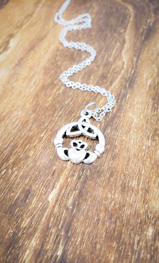 Irish Claddagh Necklace, Irish Jewelry, Irish Gift, Claddagh Jewelry, Silver Claddagh Necklace, Irish Jewelry, Irish Necklace, Claddagh